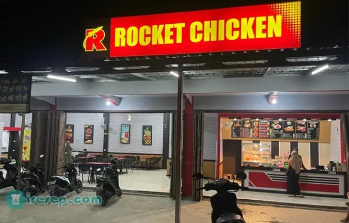 Rocket Chicken Terdekat di Kota